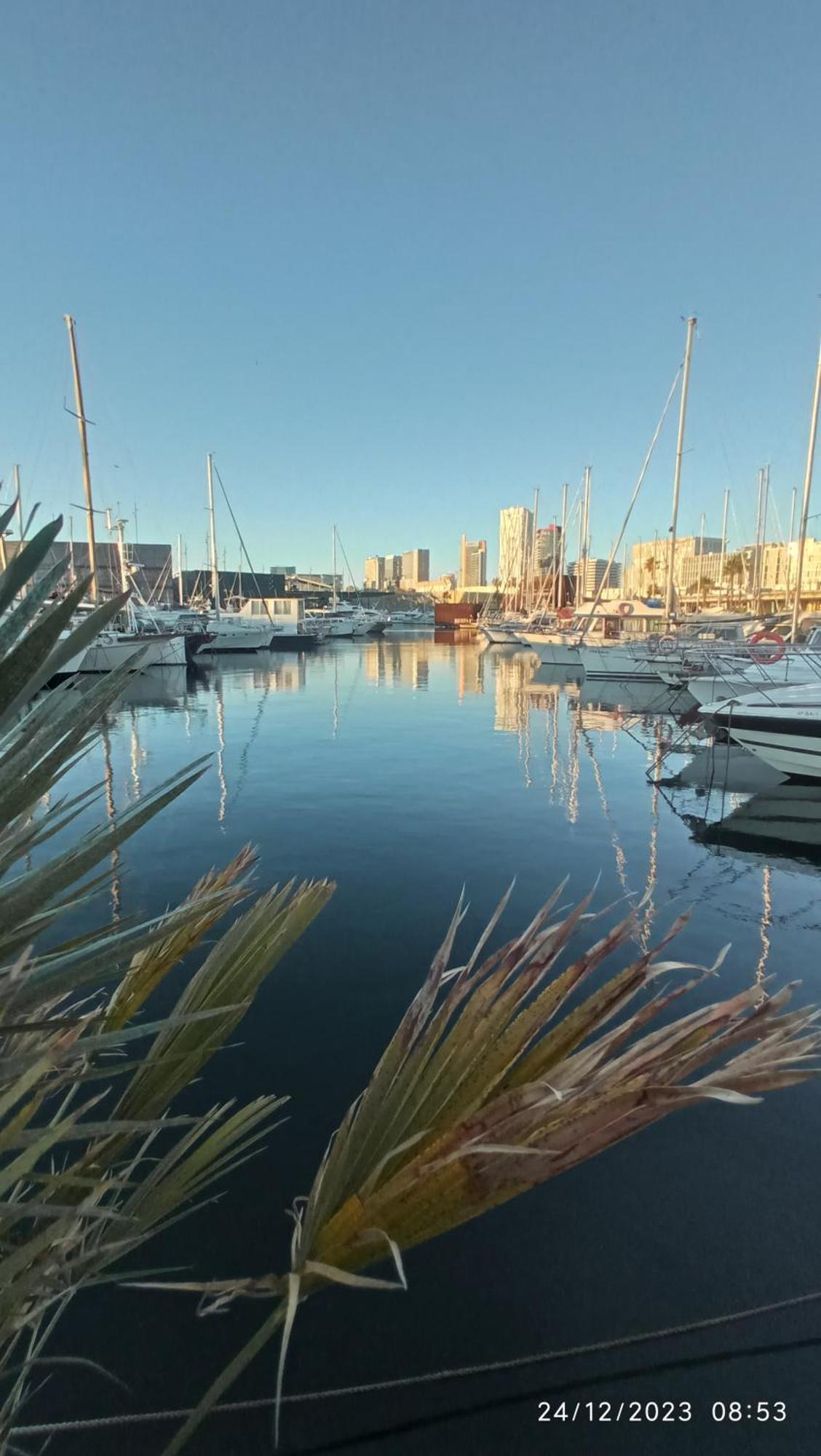Best Barcelona Boat Experience 圣阿德里安-德贝索斯 外观 照片