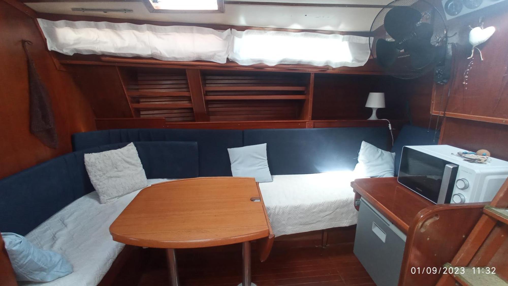 Best Barcelona Boat Experience 圣阿德里安-德贝索斯 外观 照片